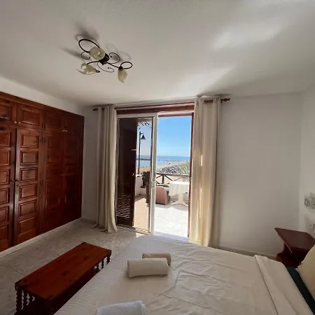 First Line Appartement Arona (Tenerife)
